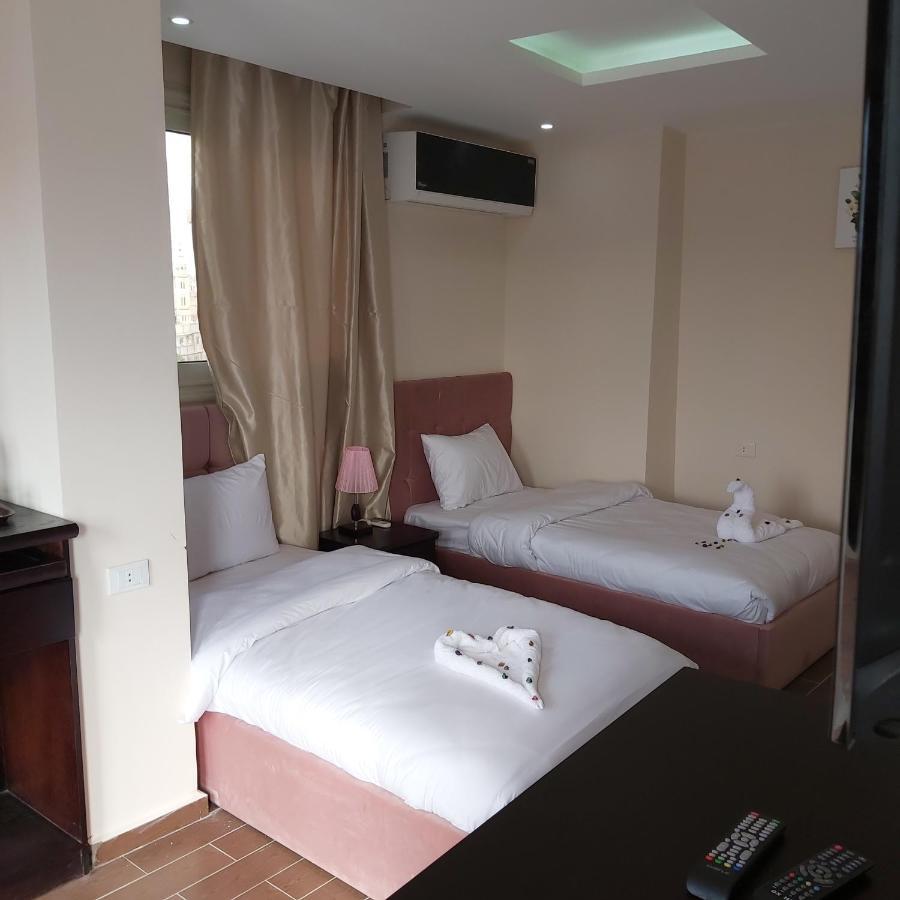 Golden Pyramids View Guest House Kafret el-Gabal Exterior foto